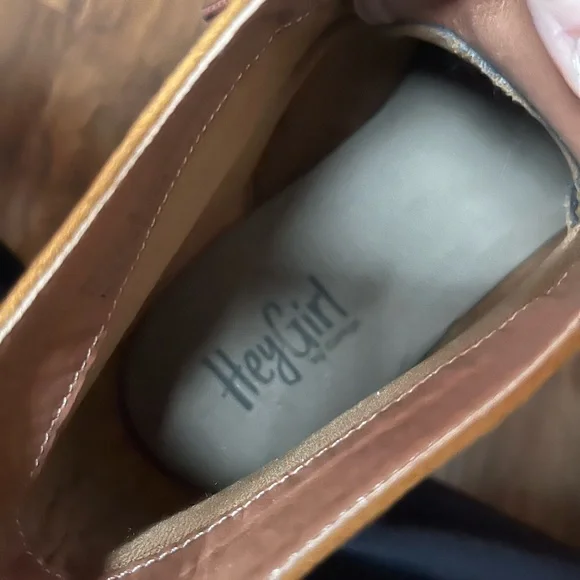 NWOT Hey Girl by Corkys Totes Ankle Bootie Chukka Boot Size 9 - Picture 3 of 8